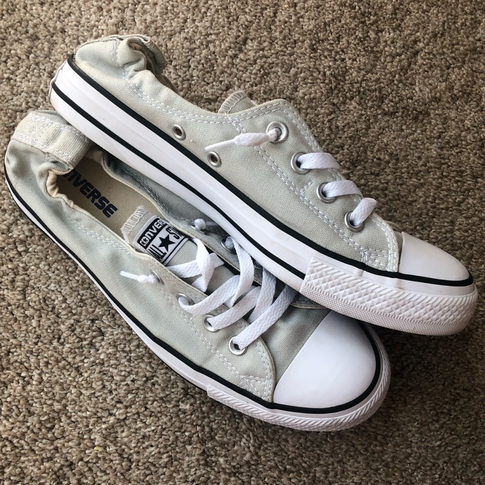 Women’s VGUC Shoreline converse all stars size 9